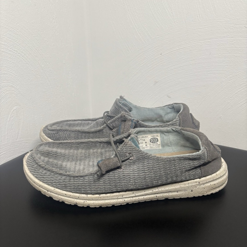 Hey Dude Women's Wave Corduroy Charcoal Gray Slip On Shoes Casual Size 7